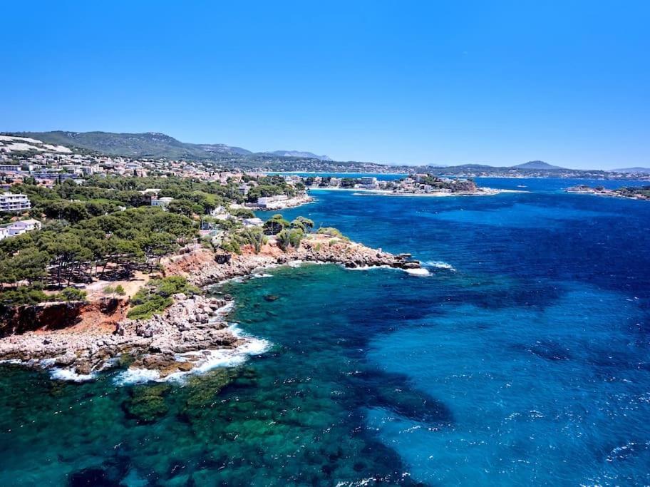 Bandol Roc Beach Vue Mer Grand T3 Face A La Plage Avec Parking Exterior foto